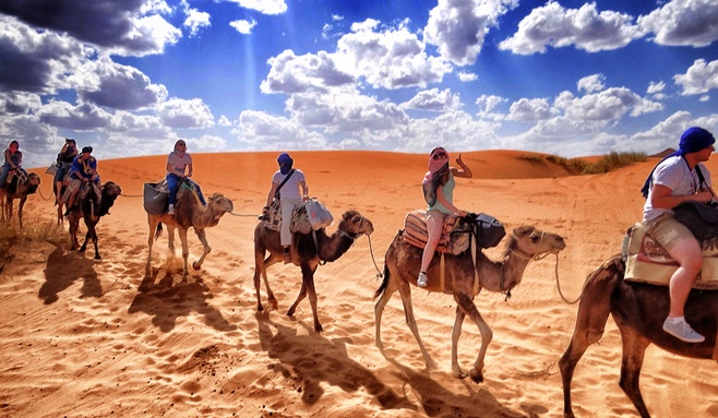 Excursiones compartidas de 3 días al desierto de de Marrakech a Merzouga